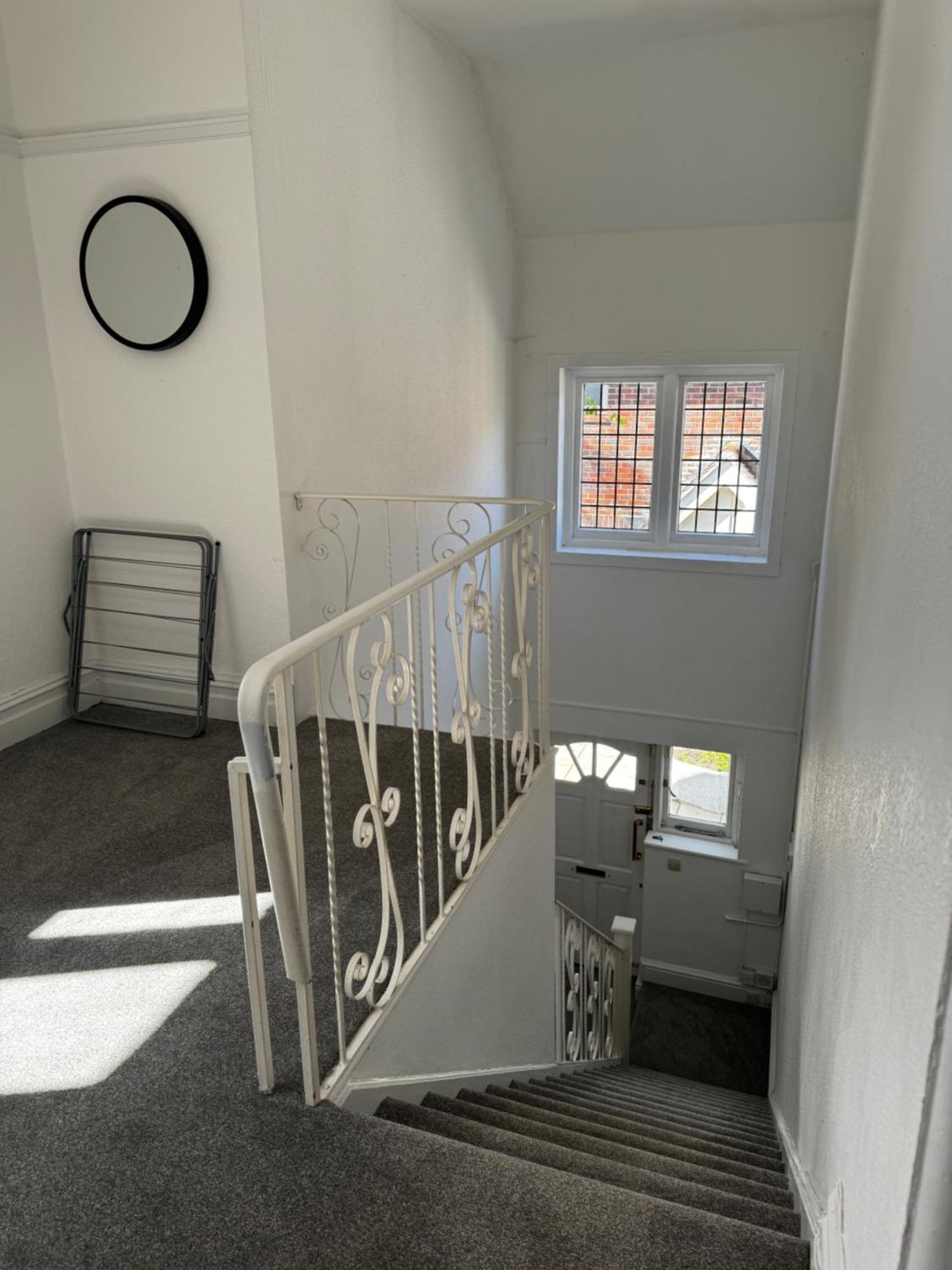 Apartment In Canford Cliffs Close To Sandbanks Beach Poole Bagian luar foto